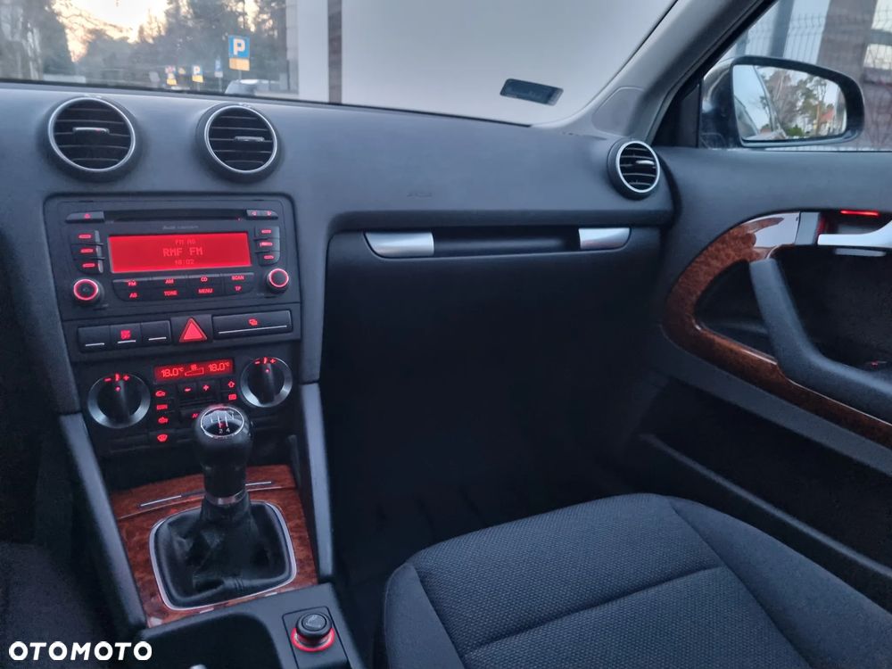 Audi A3 3-drzwiowe 1.9 TDI Ambiente - 10