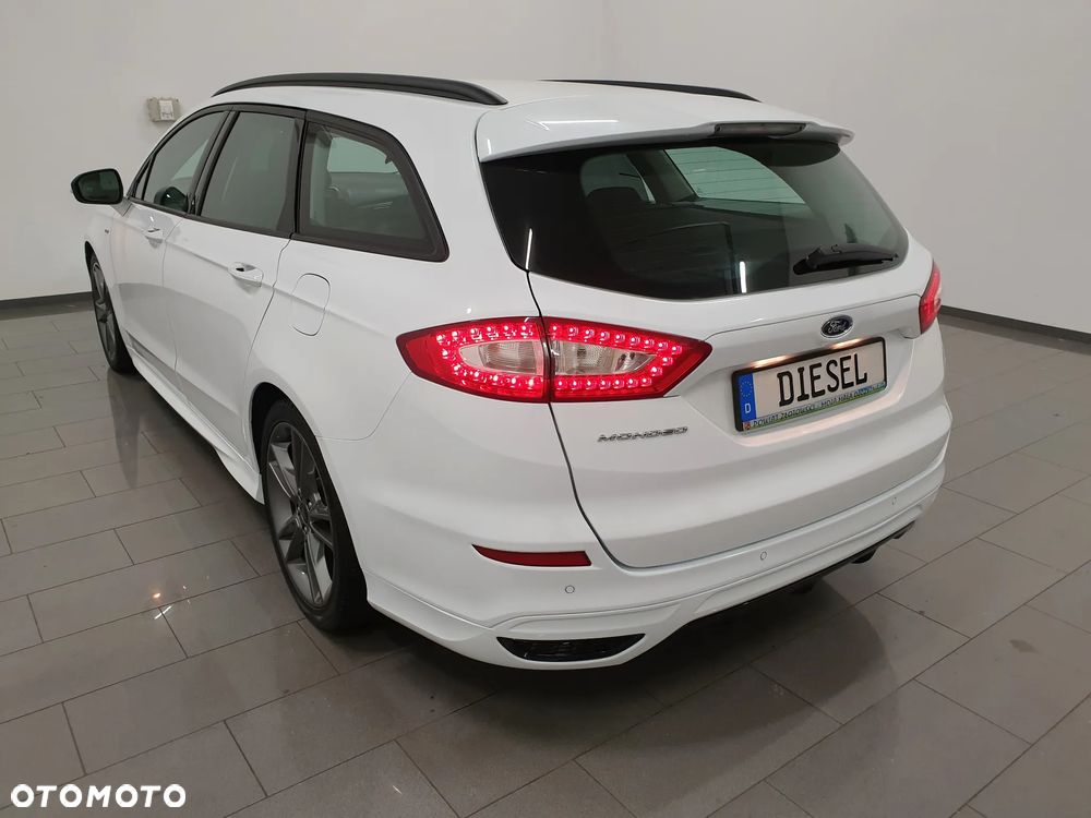 Ford Mondeo 2.0 TDCi ST-Line - 36