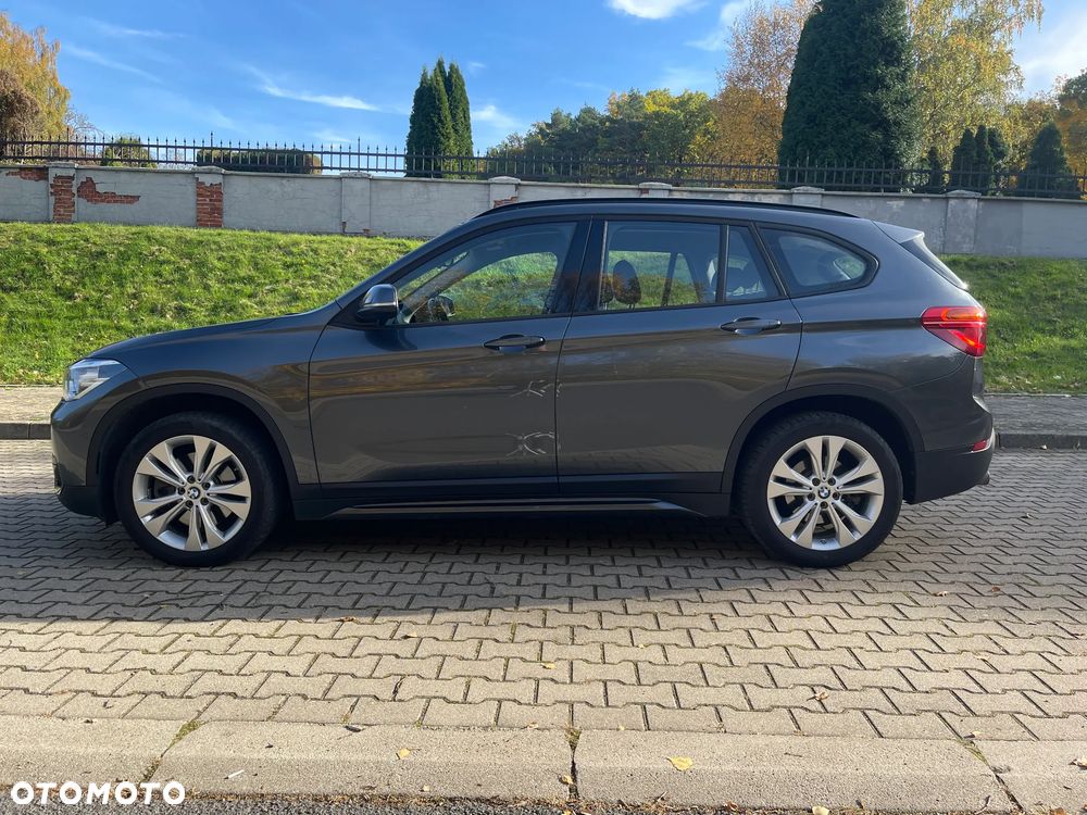 BMW X1 xDrive25d Sport Line - 40