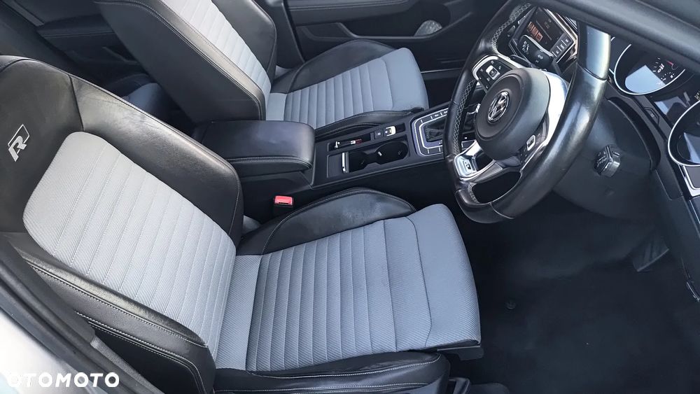 Volkswagen Passat - 20