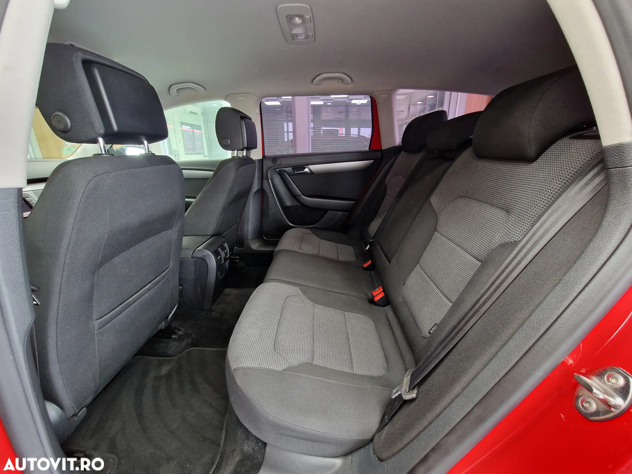 Volkswagen Passat - 7