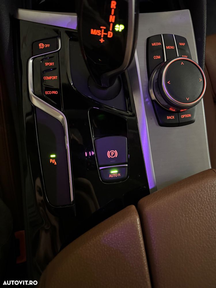 BMW Seria 5 520d AT - 18