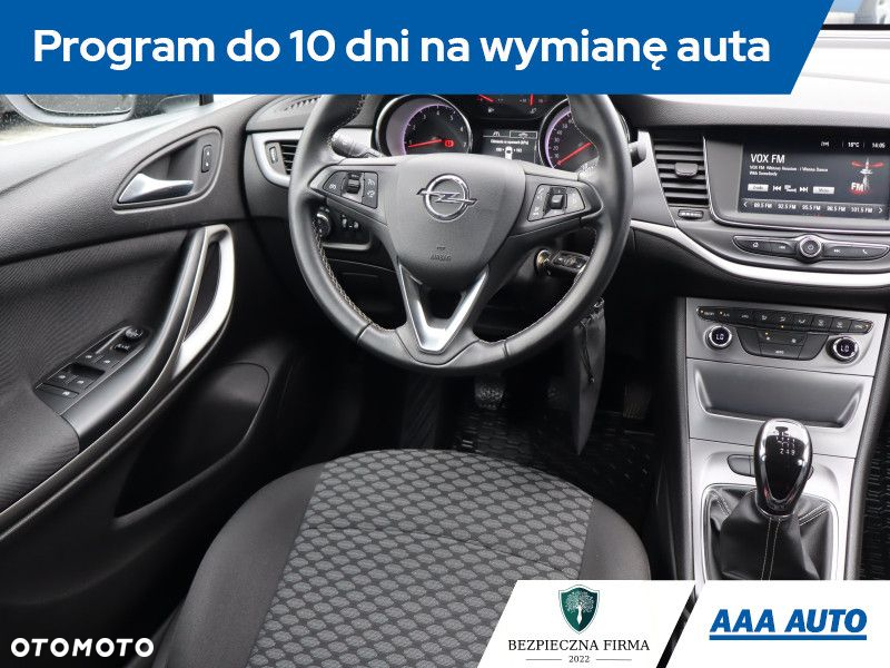 Opel Astra - 8