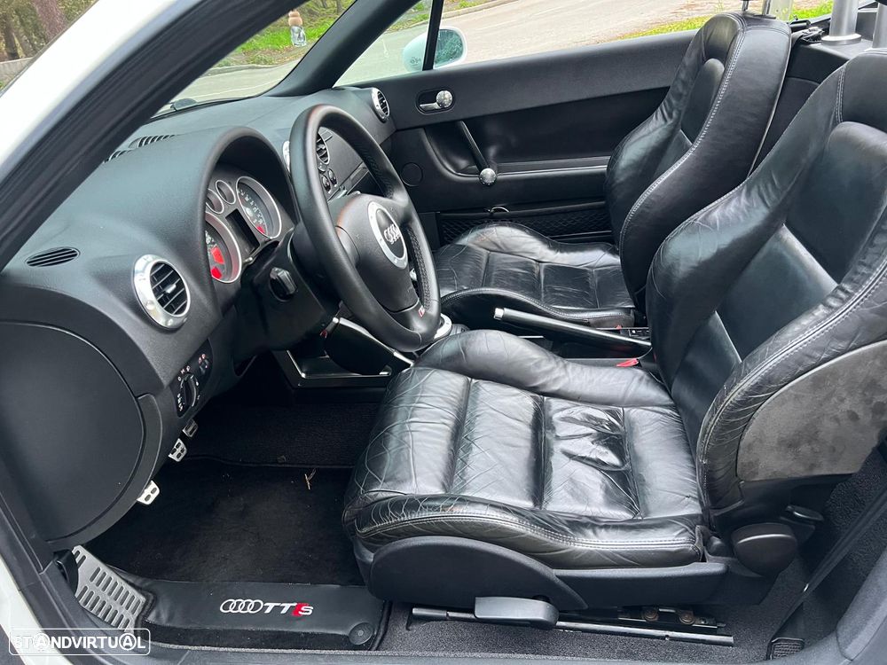 Audi TT Coupé 1.8 T - 22