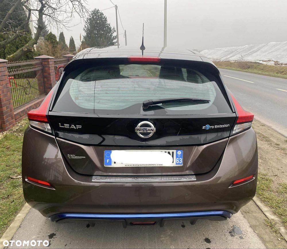 Nissan Leaf - 7