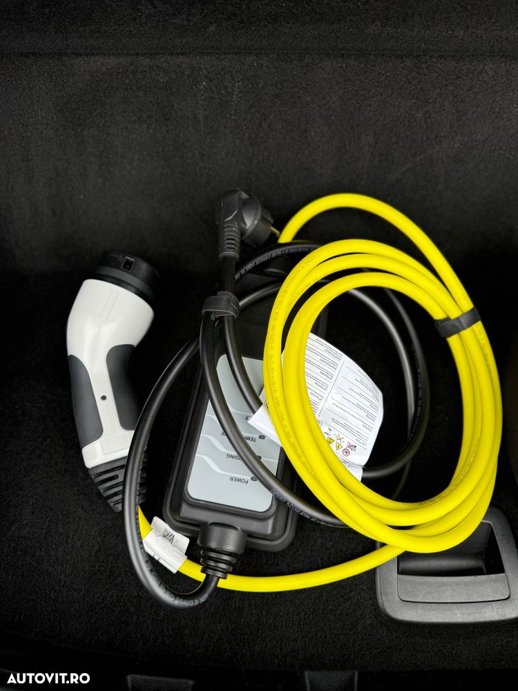 BMW Seria 5 530e Aut. Luxury Line - 8