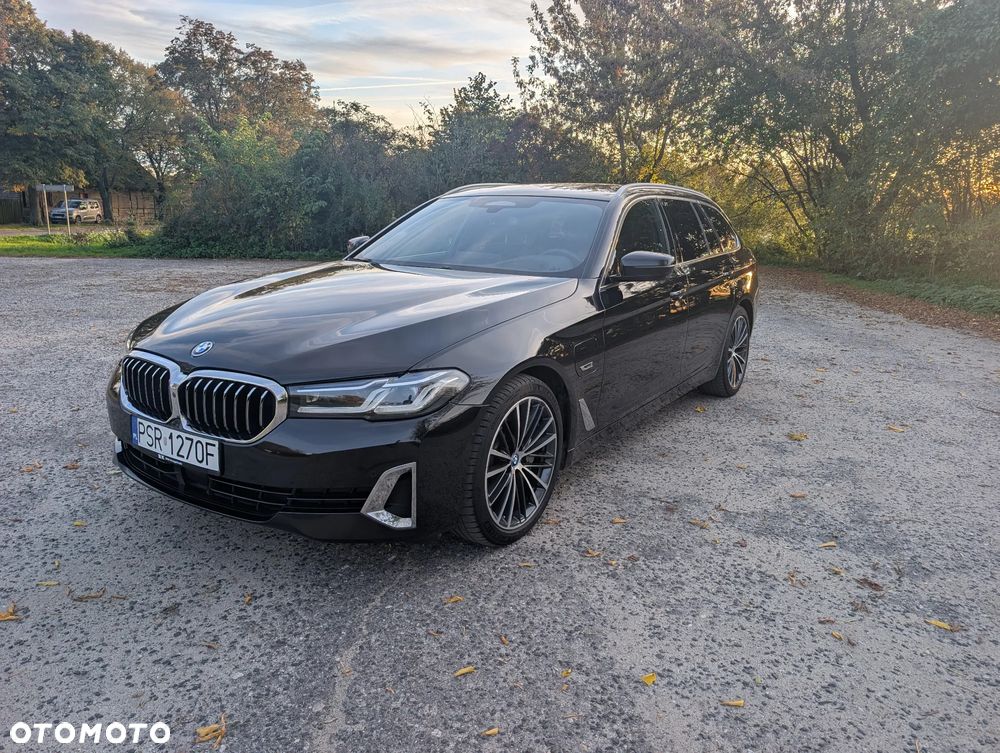 BMW Seria 5 530e Luxury Line - 1
