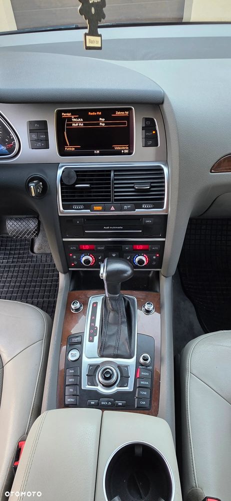 Audi Q7 3.0 TDI DPF Quattro Tiptronic - 32