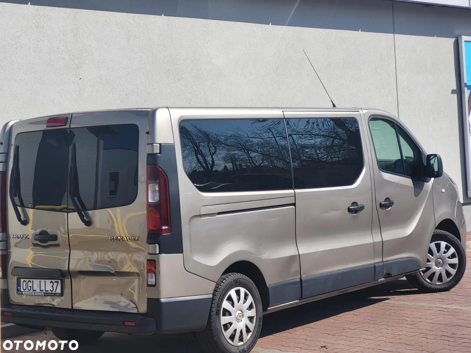 Renault Trafic Grand SpaceClass 1.6 dCi - 4