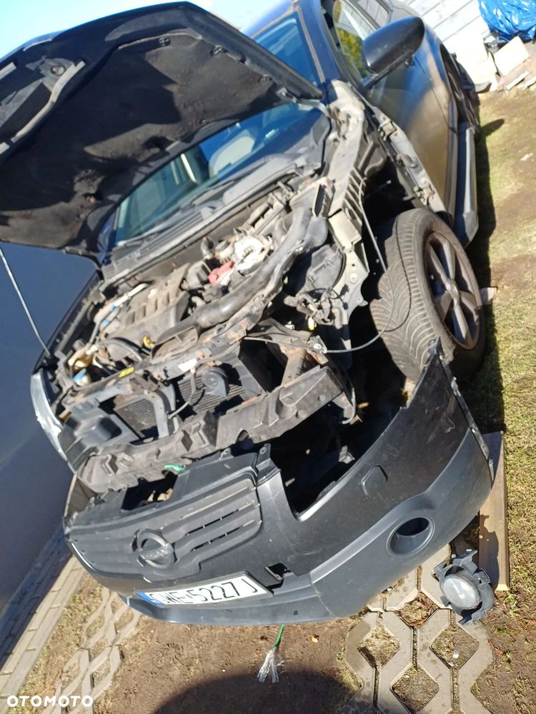 Nissan Qashqai+2 2.0 acenta - 27