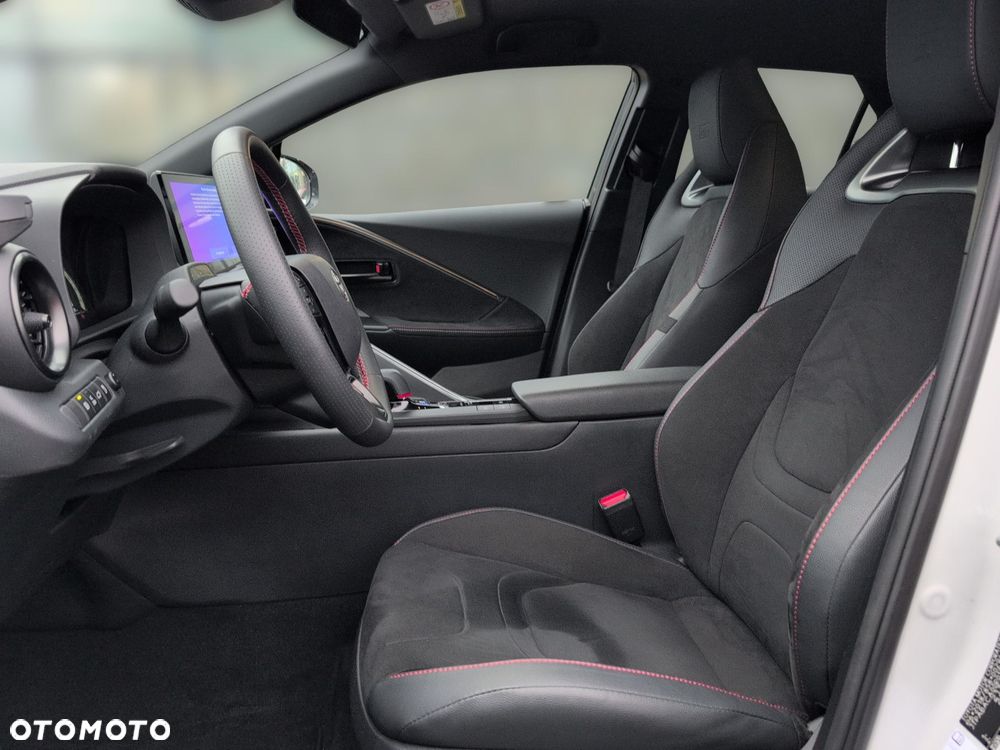 Toyota C-HR - 17