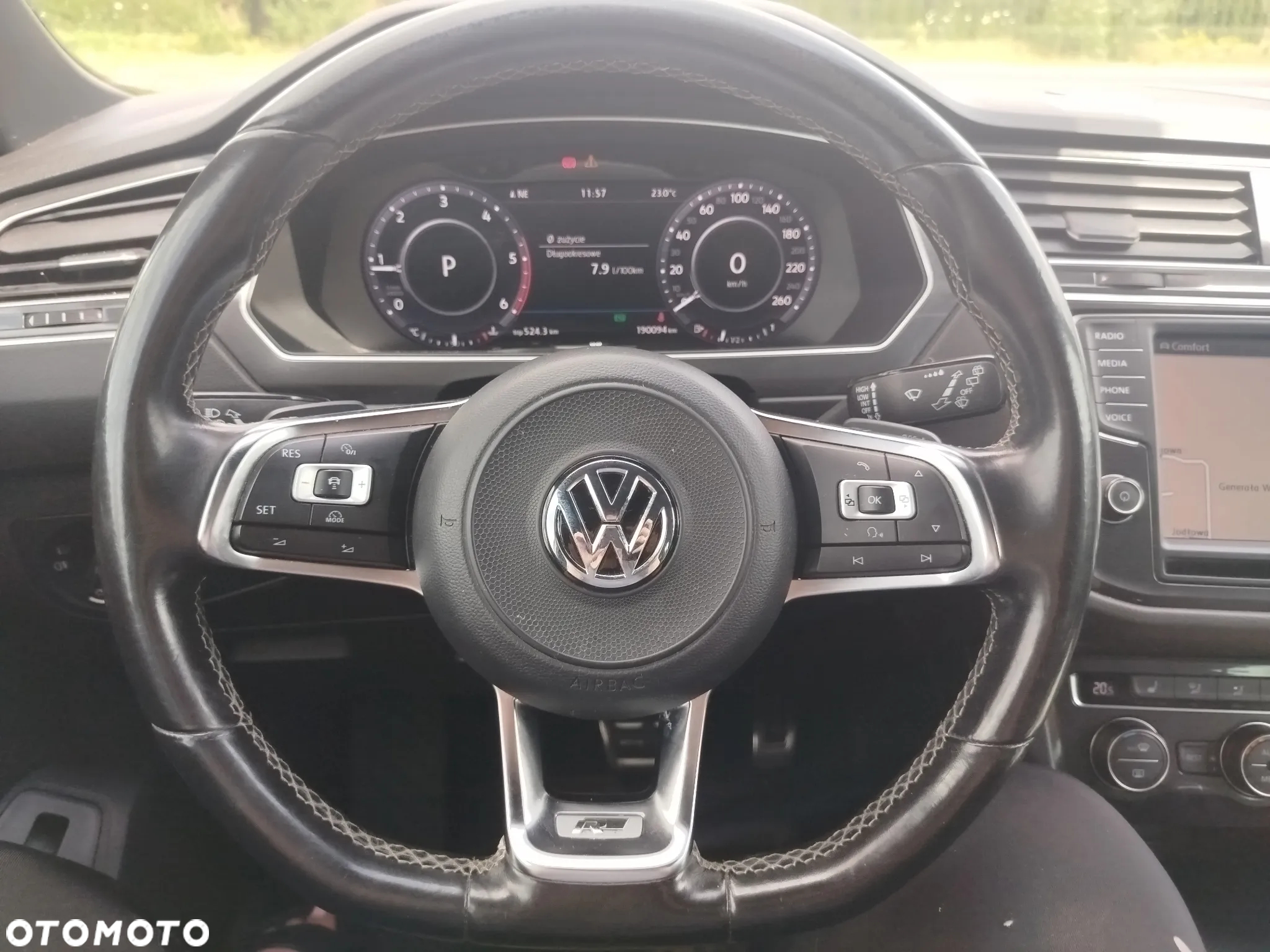Volkswagen Tiguan - 15