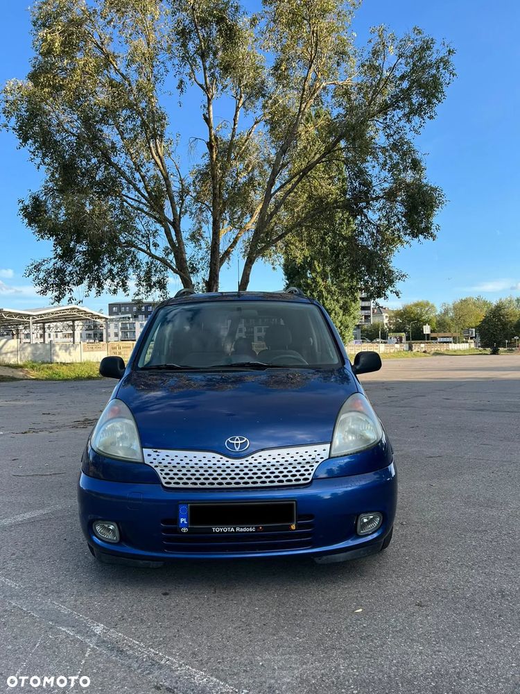 Toyota Yaris Verso 1.4 D-4D - 3