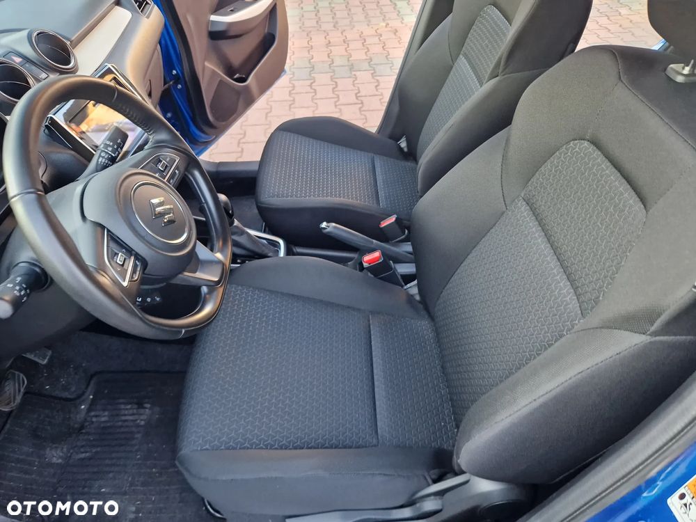 Suzuki Swift 1.2 Dualjet SHVS Premium Plus CVT - 22