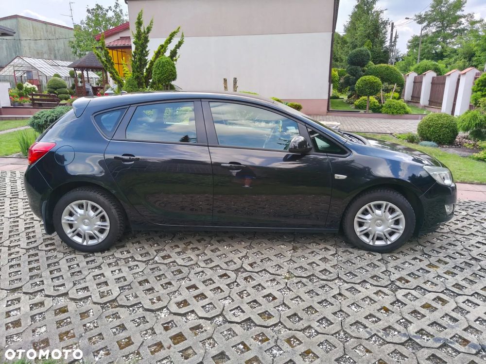 Opel Astra 1.4 Essentia - 7