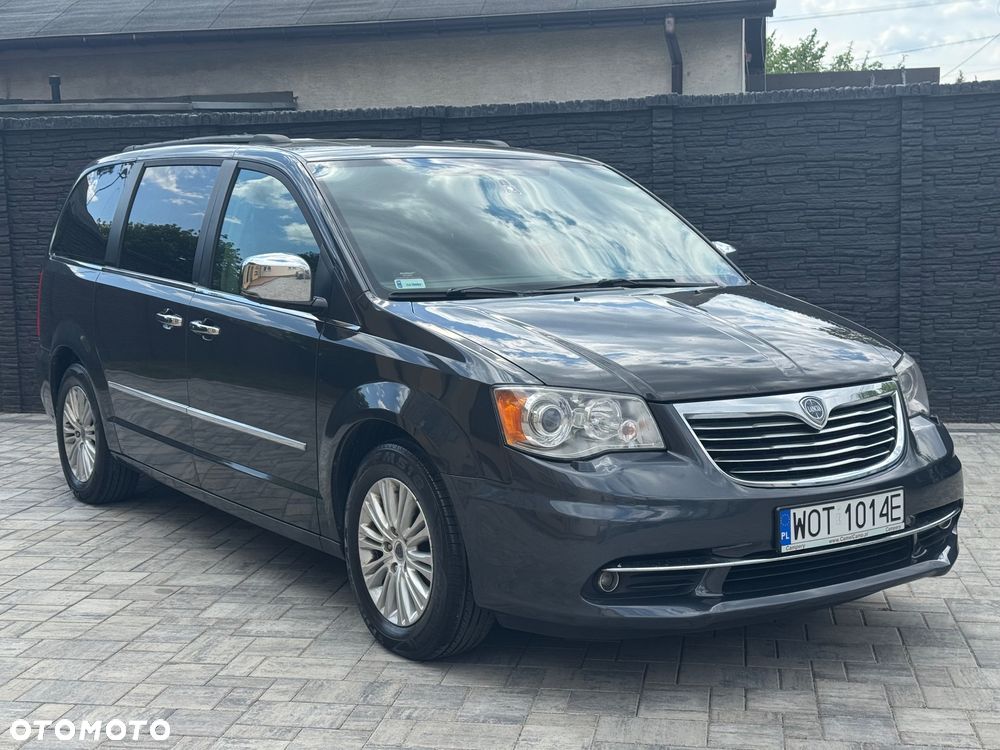 Lancia Voyager 3.6 Gold - 1