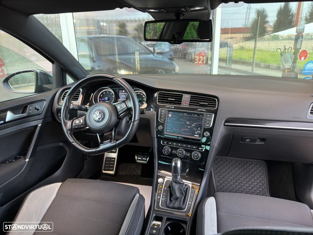 VW Golf R 4Motion BlueMotion DSG - 20