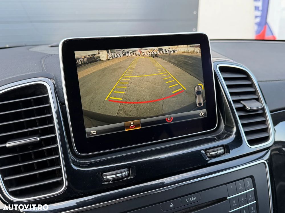 Mercedes-Benz GLE Coupe 400 4Matic 9G-TRONIC AMG Line - 25