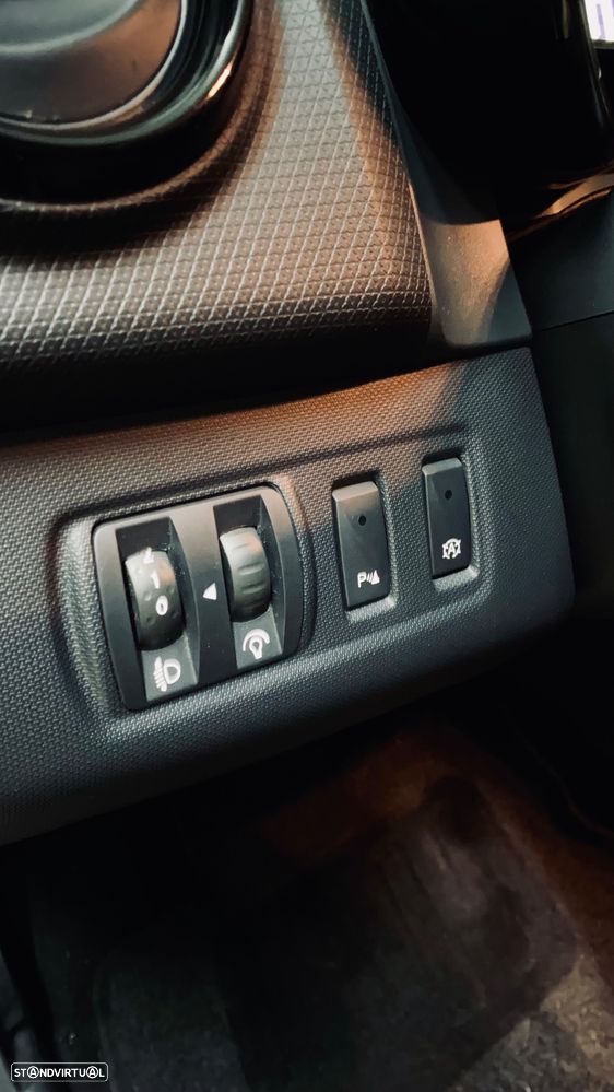 Renault Clio 0.9 TCE Dynamique S - 11