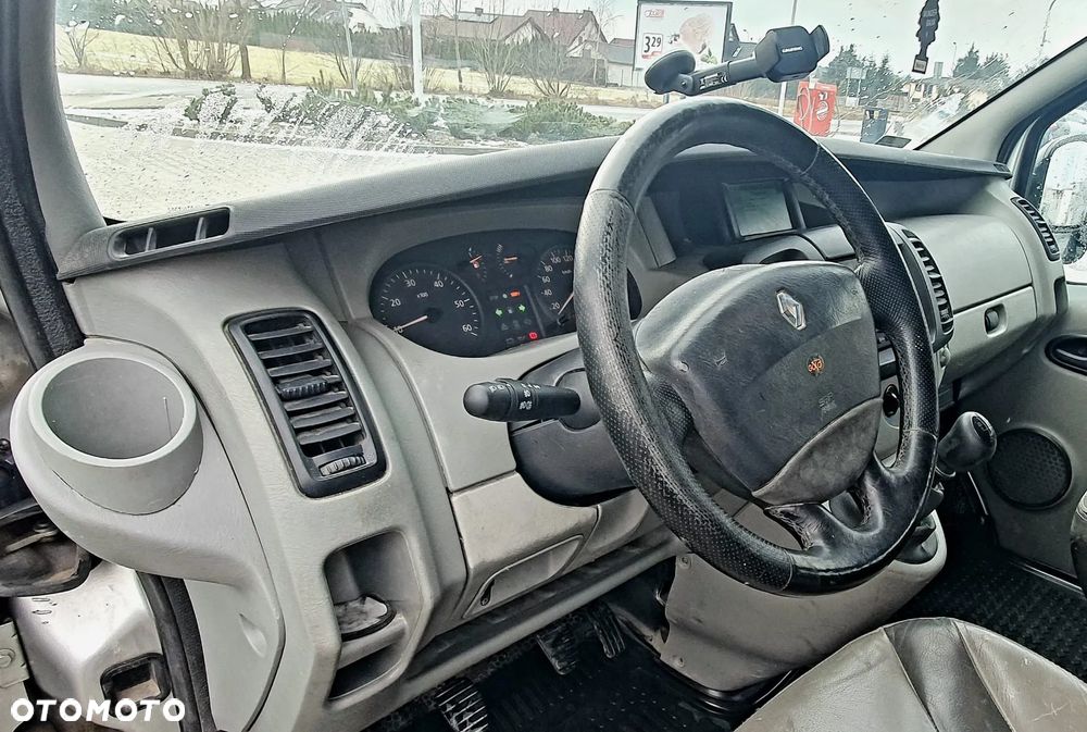 Renault Trafic - 6