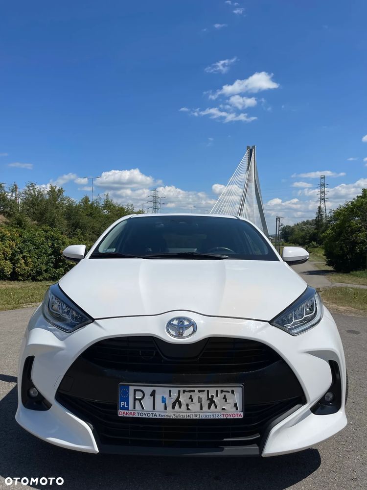 Toyota Yaris 1.5 Comfort CVT - 18