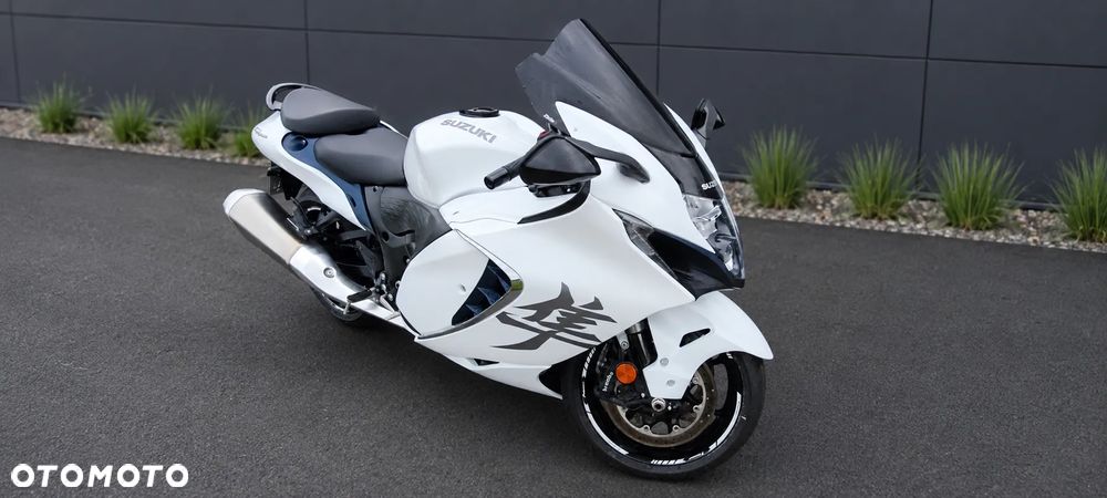 Suzuki GSX-R - 6