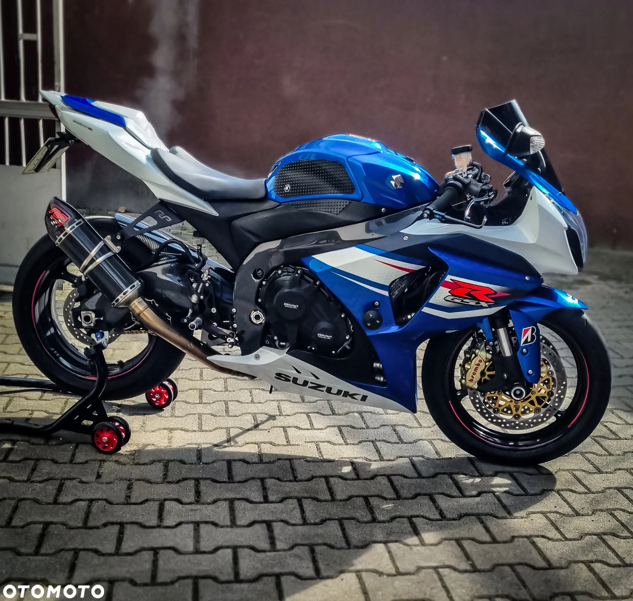 Suzuki GSX-R - 4