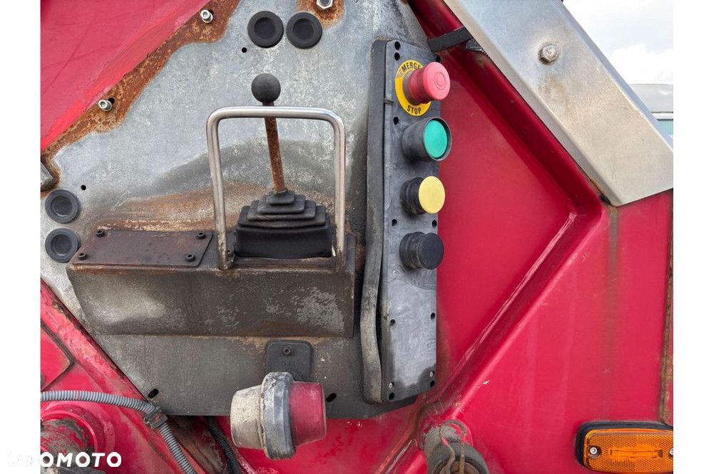 Scania P320 6x2*4 EURO5 + NTM BODY - 10