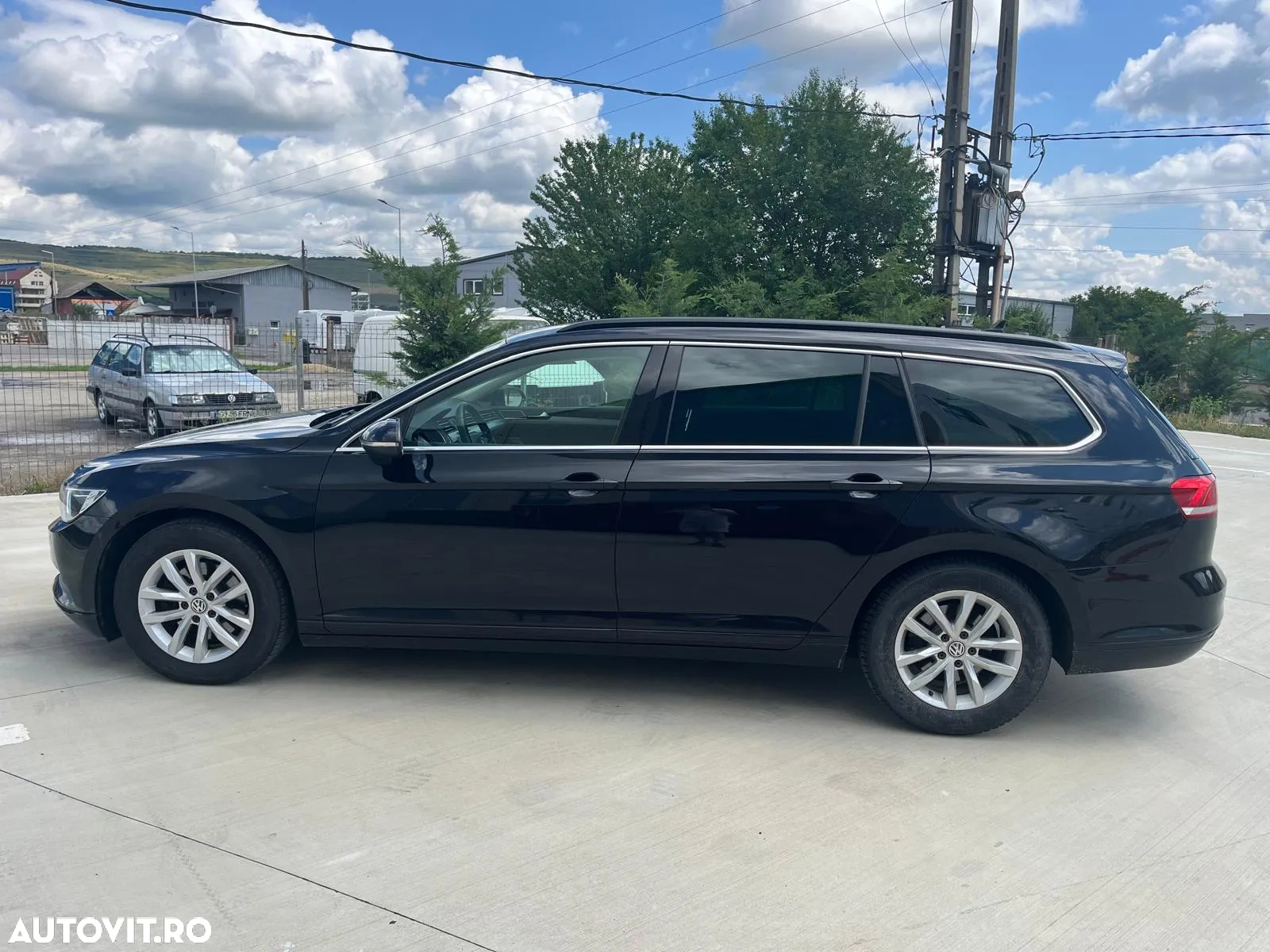 Volkswagen Passat Variant 2.0 TDI (BlueMotion Technology) Comfortline - 4