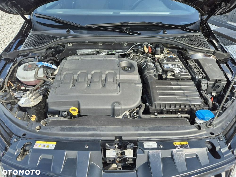 Skoda Octavia 2.0 TDI 4x4 DSG RS - 27