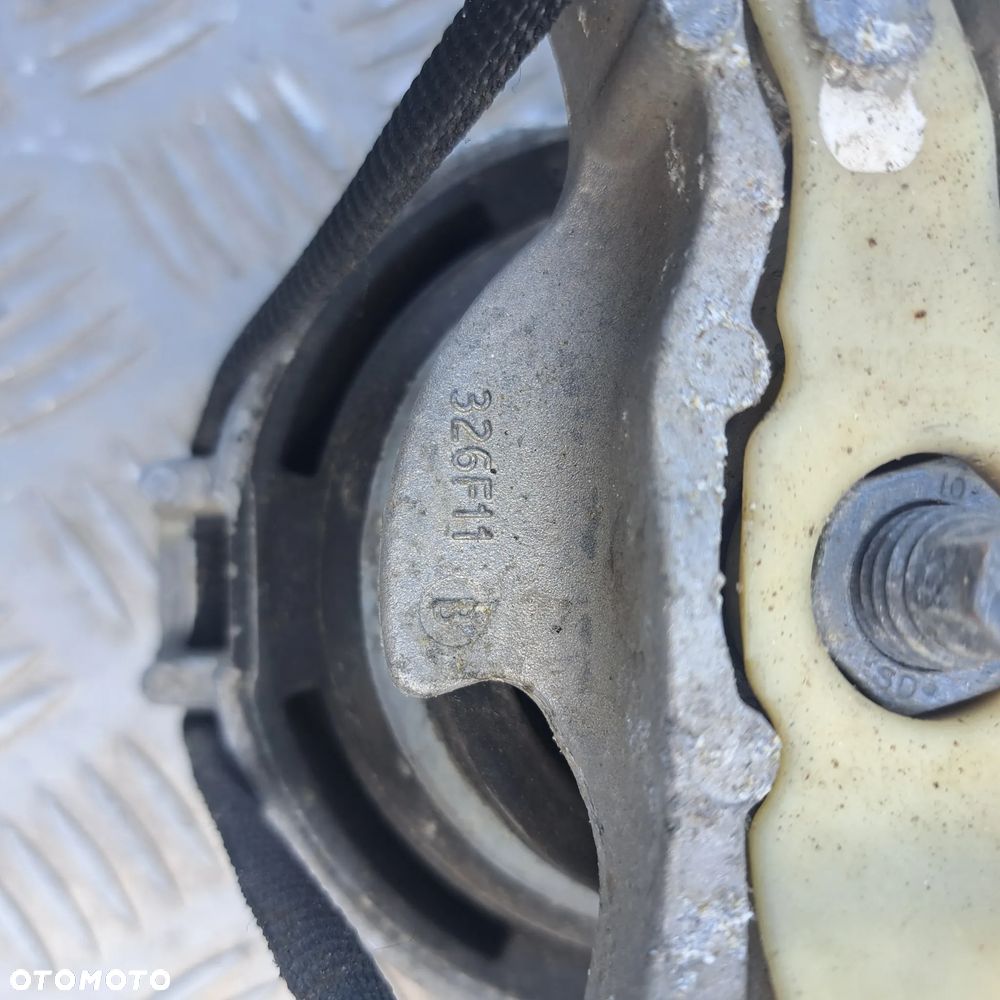 VOLVO ŁAPA PODUSZKA SILNIKA 326F09 326F11 DIESEL - 4