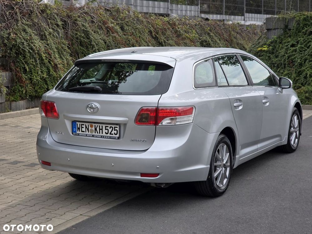 Toyota Avensis Touring Sports 1.8 Business Edition - 5