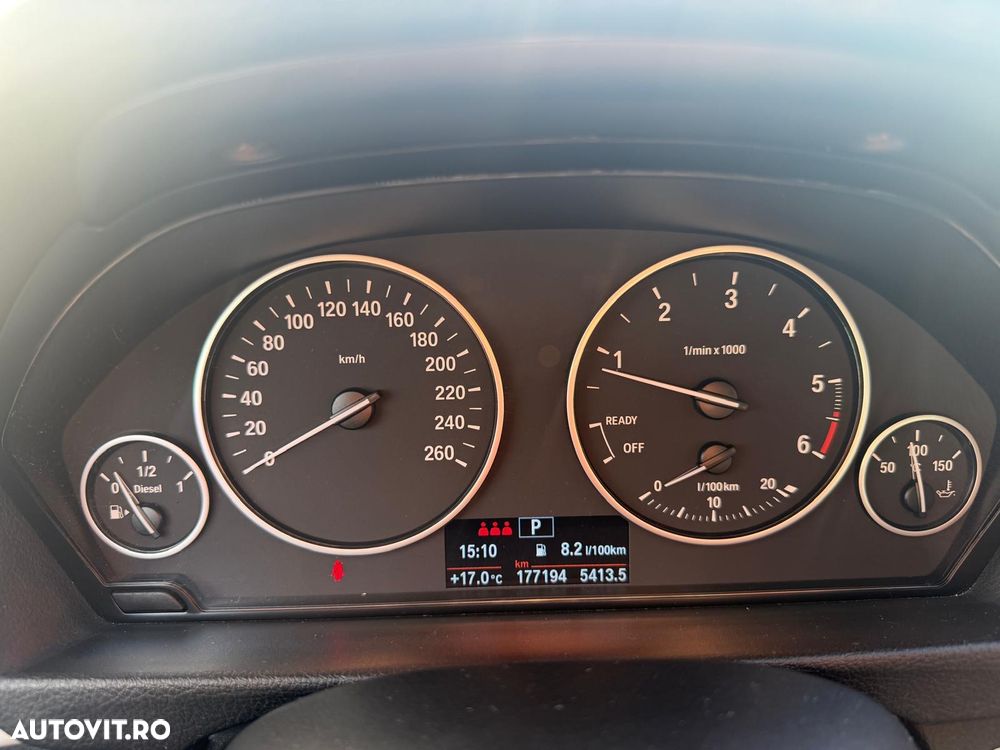BMW Seria 3 2019 photo 5