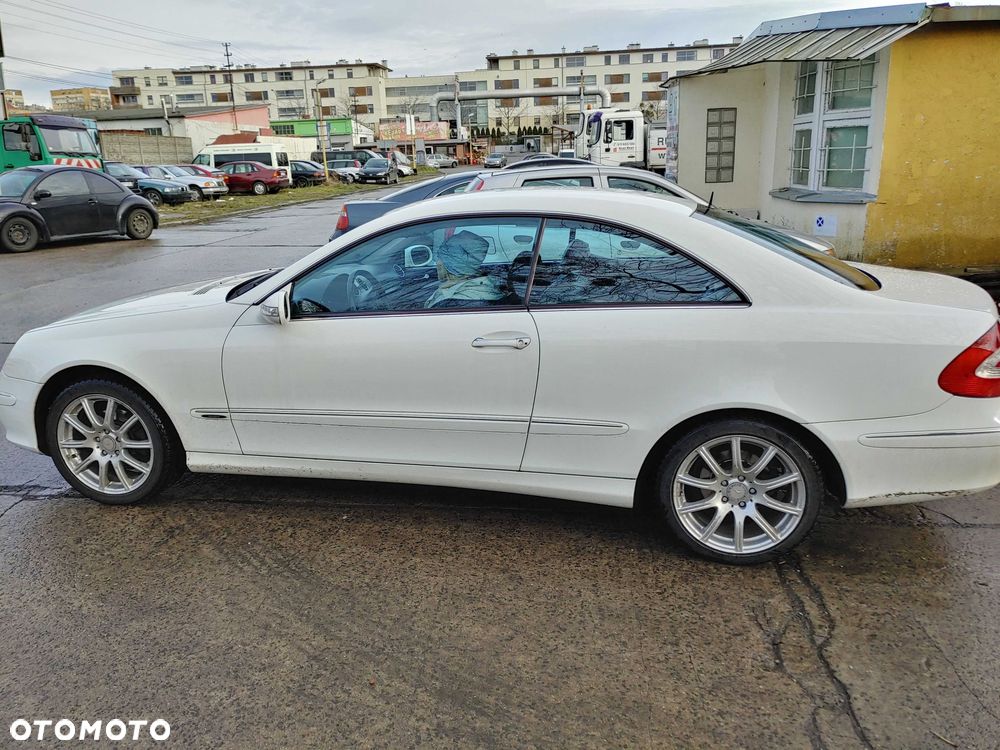 Mercedes-Benz CLK - 2