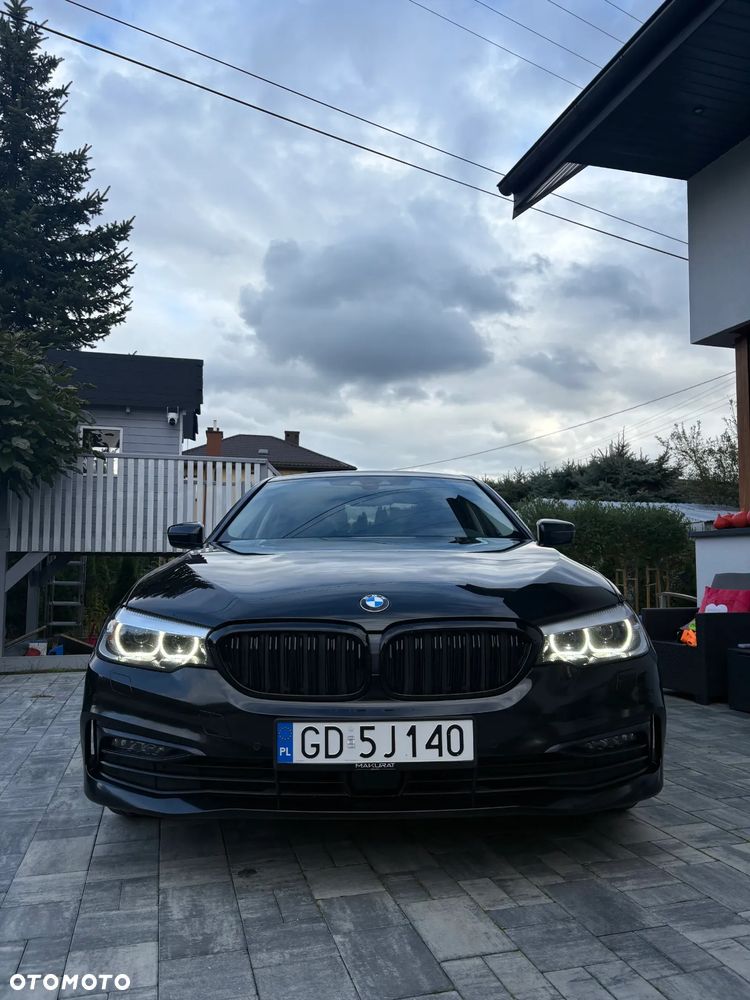 BMW Seria 5 530i xDrive GPF Sport Line sport - 3