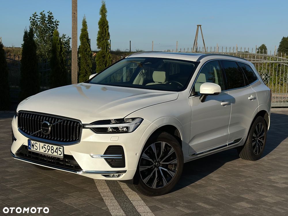 Volvo XC 60 B5 B AWD Plus Bright - 1