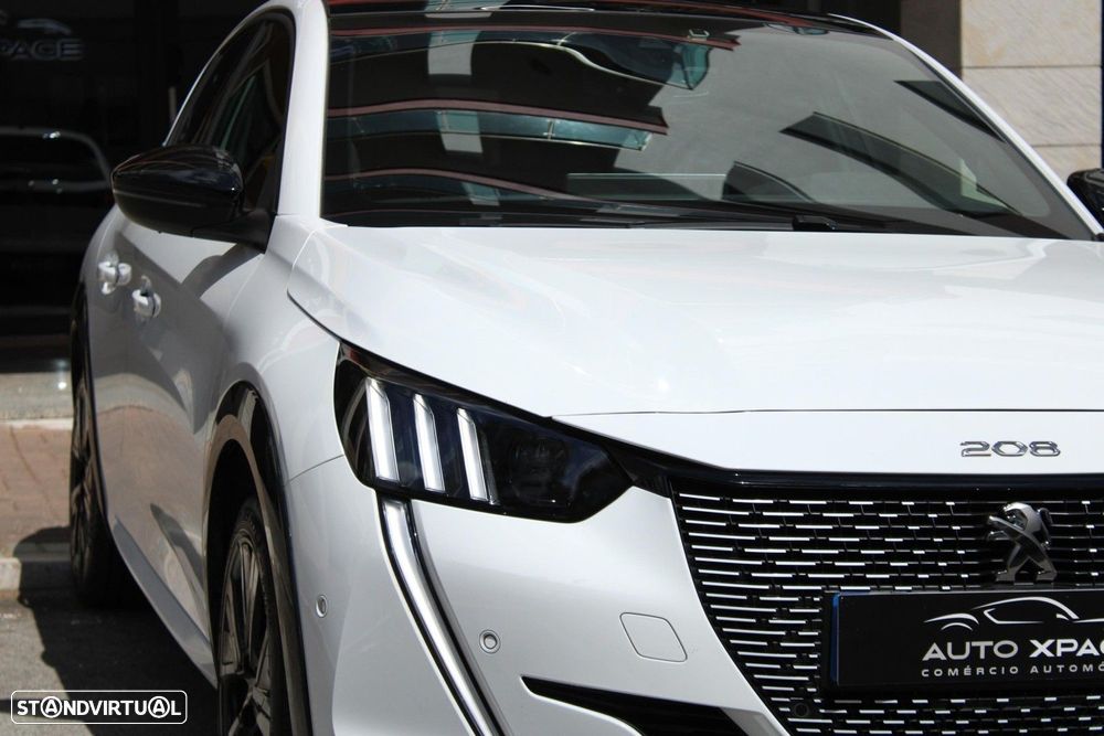 Peugeot e-208 GT+ - 7