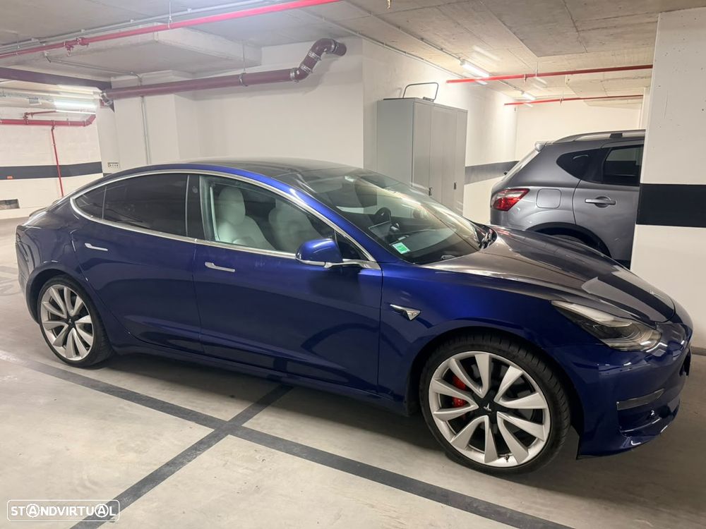 Tesla Model 3 Performance Dual Motor AWD - 4