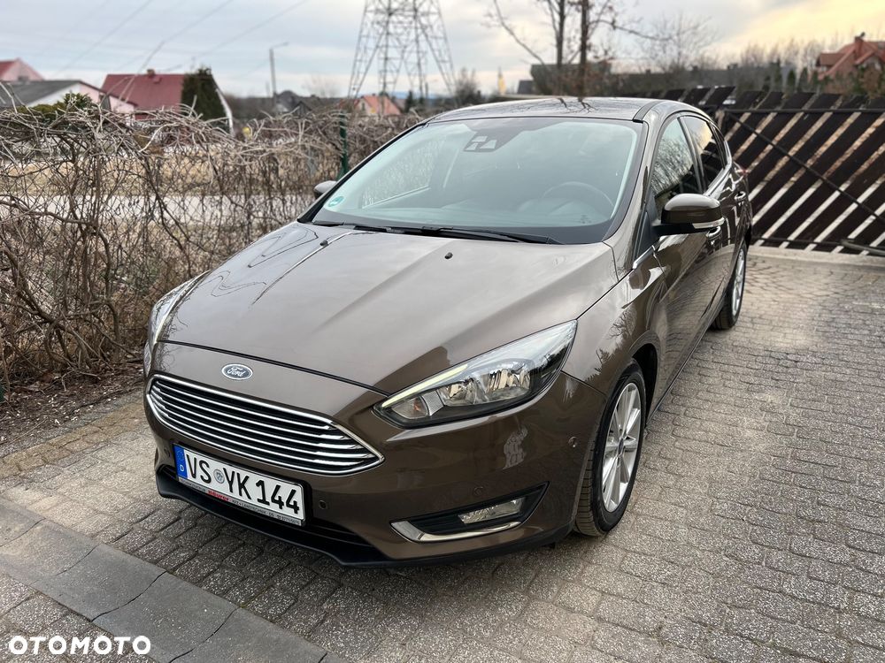 Ford Focus 1.5 EcoBlue Start-Stopp-System TITANIUM STYLE - 4