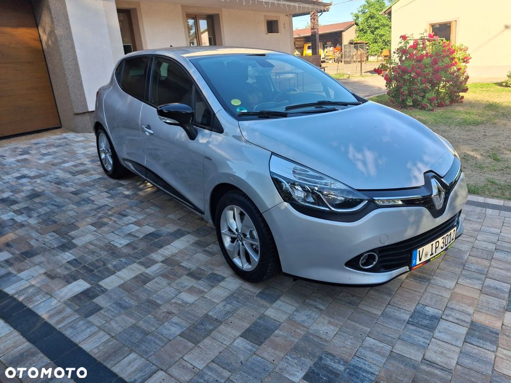 Renault Clio 1.2 16V 75 Limited - 8