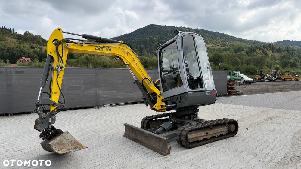 Wacker Neuson EZ38 - 9