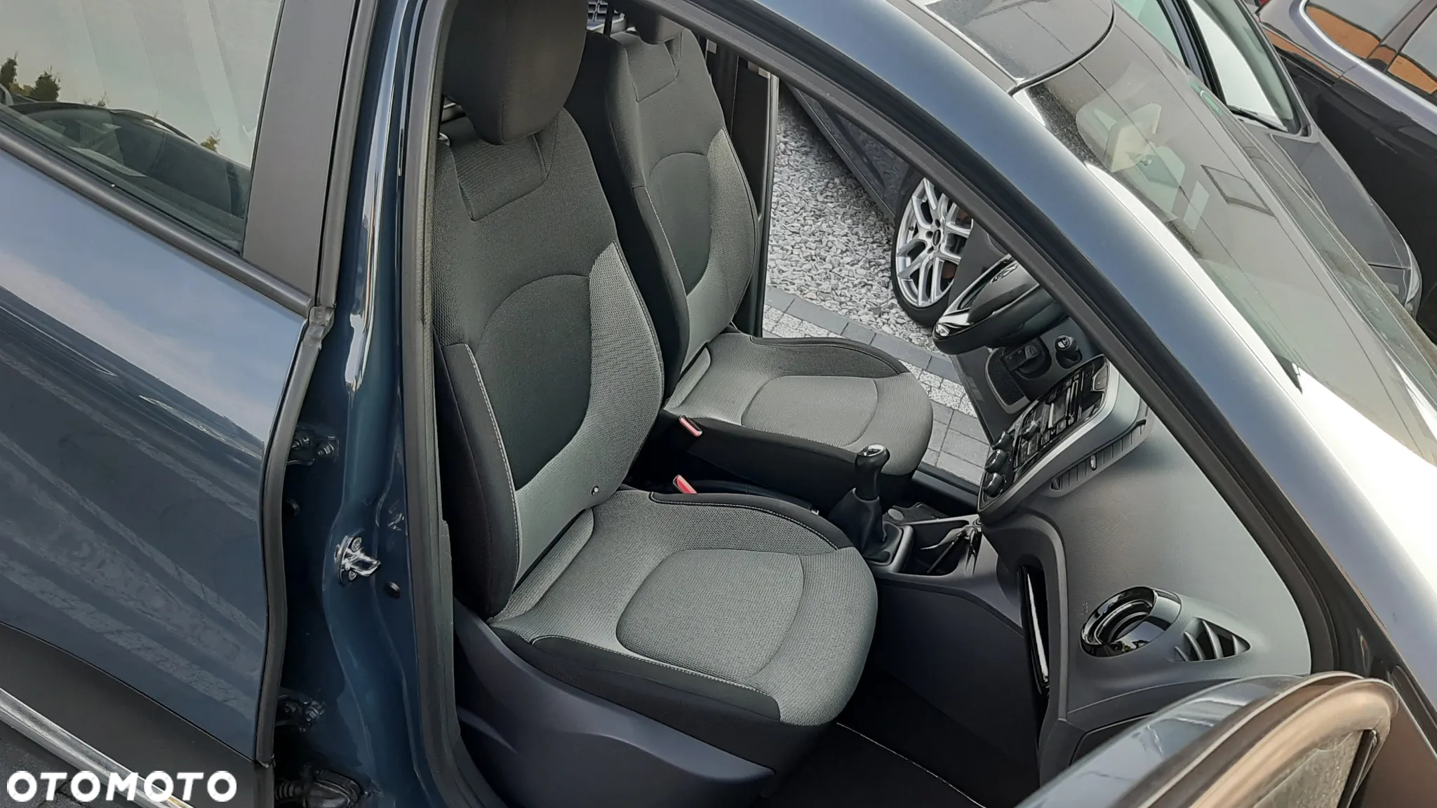 Renault Captur - 21
