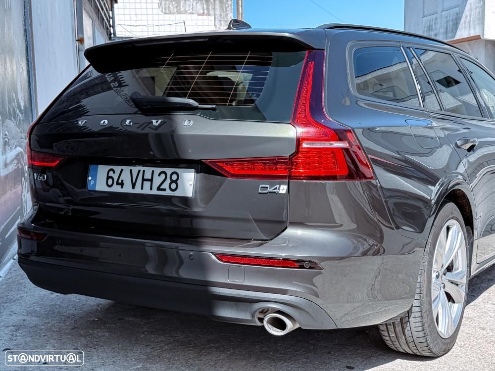 Volvo V60 2.0 D3 Momentum - 15