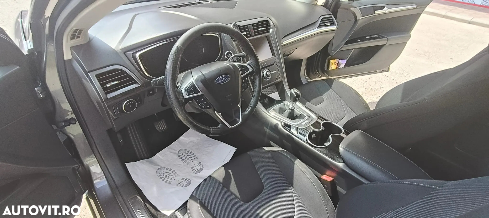 Ford Mondeo 2.0 TDCi Business - 9