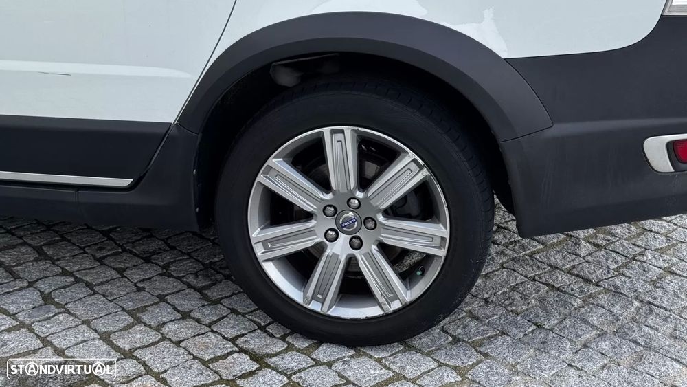 Volvo XC 70 2.0 D4 Momentum - 18