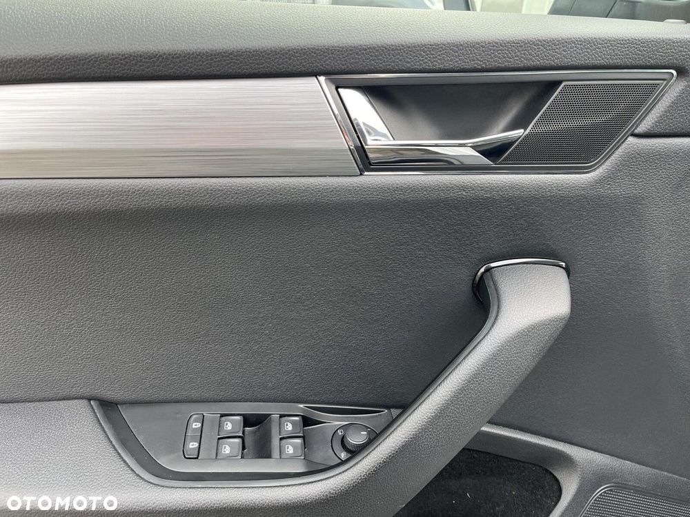 Skoda Superb 1.5 TSI Ambition DSG - 14