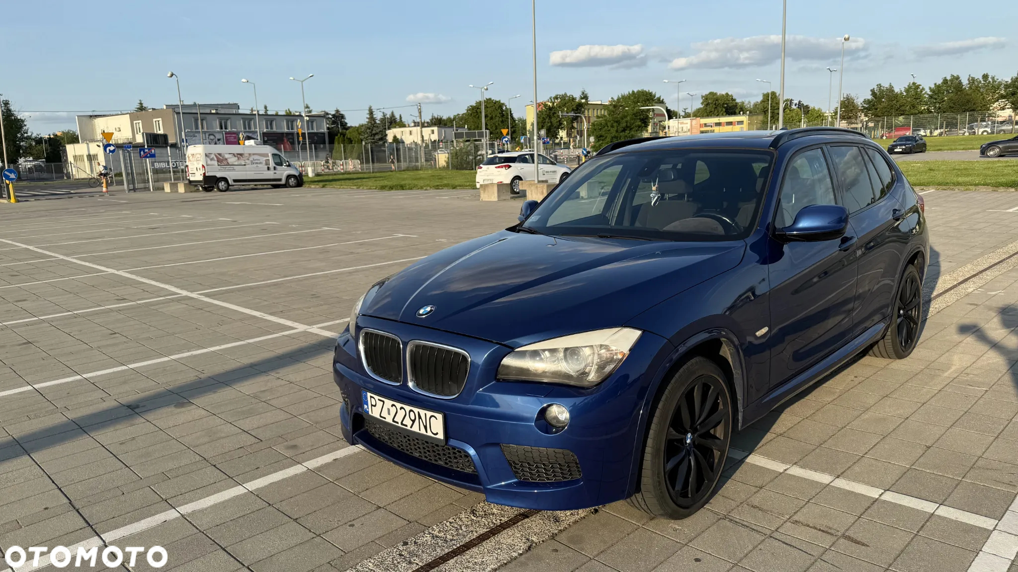 BMW X1 sDrive20d EfficientDynamics - 3