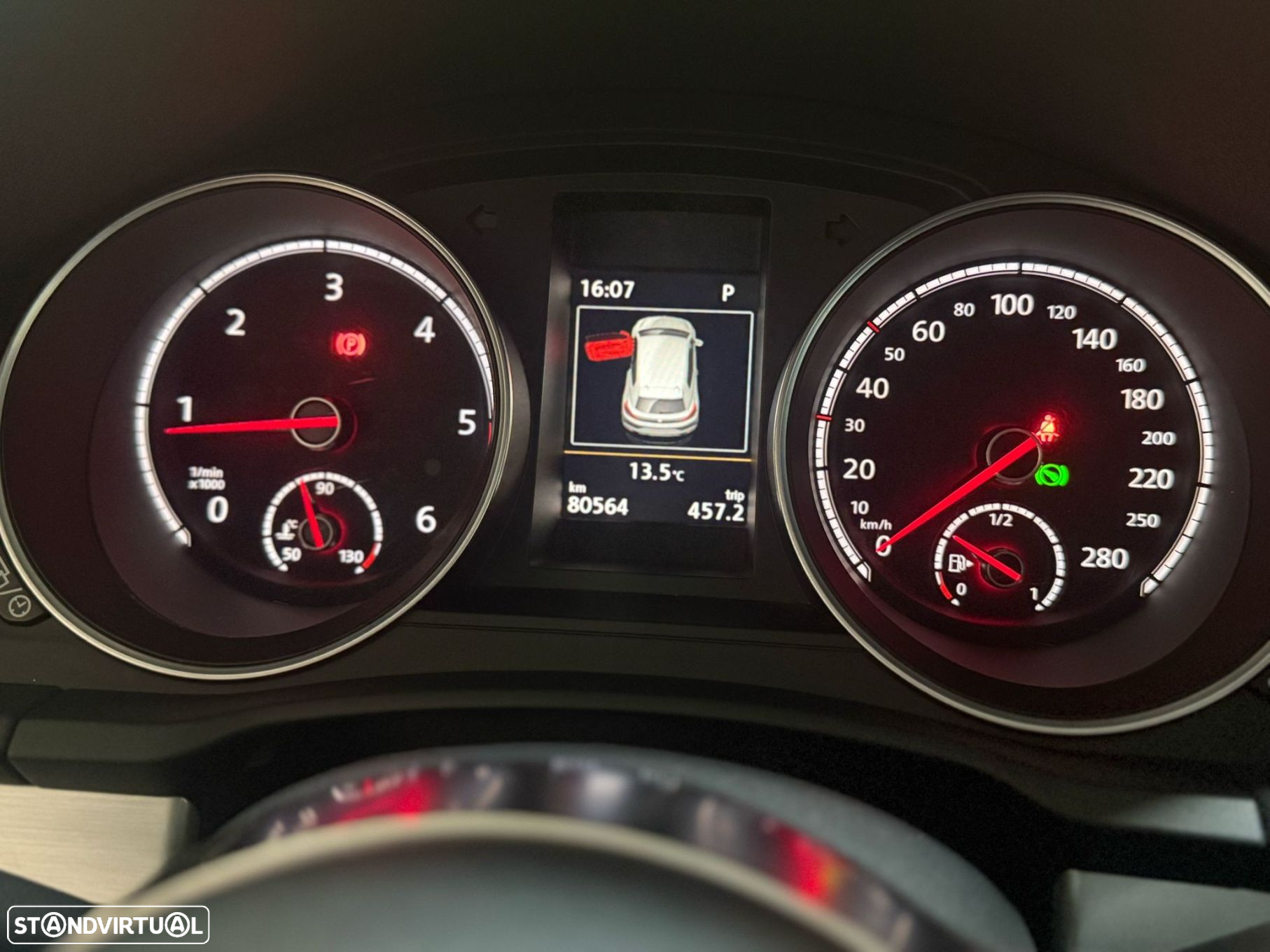 VW Scirocco 2.0 TDI Sport DSG - 27