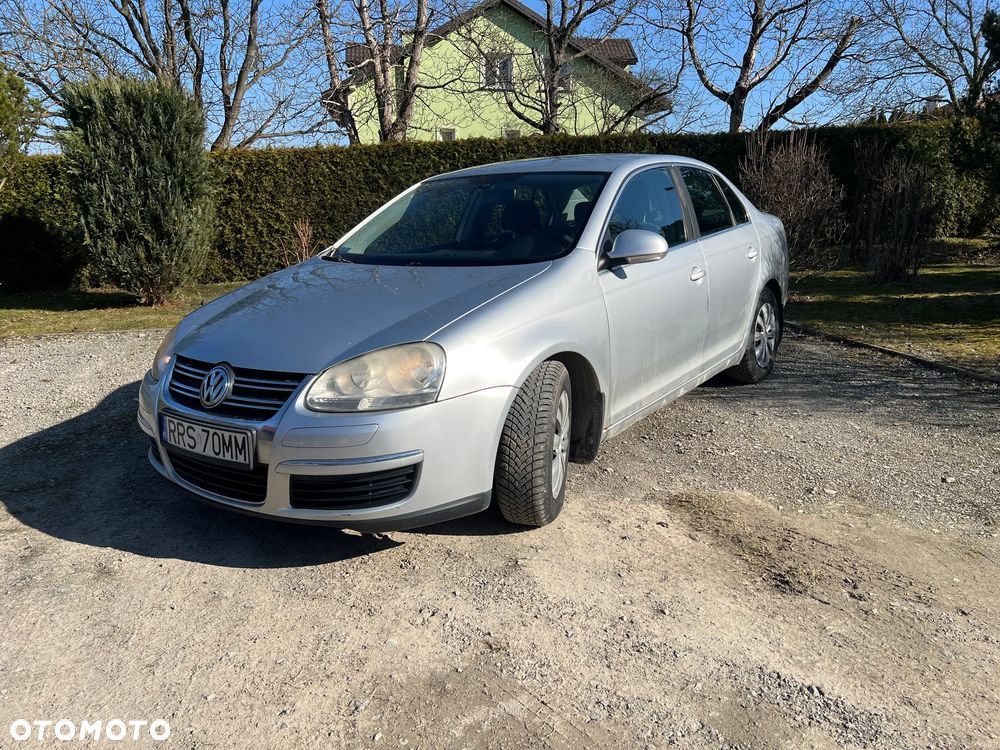 Volkswagen Jetta 1.9 TDI DPF Comfortline - 11
