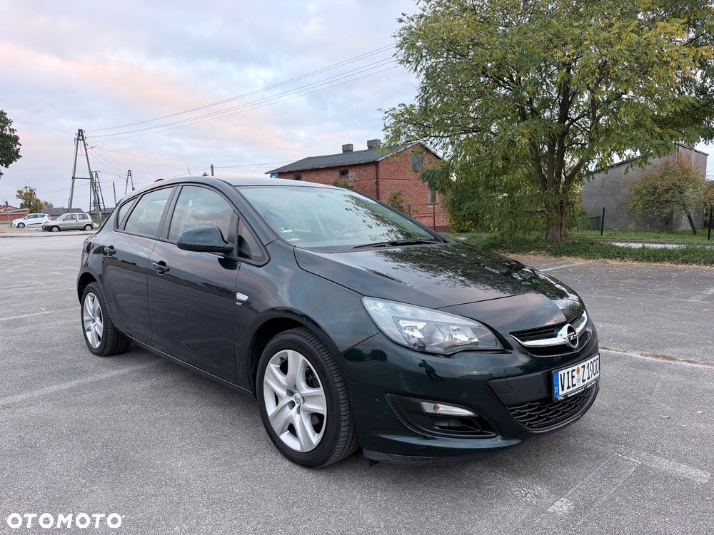 Opel Astra 1.4 Turbo Sport - 1